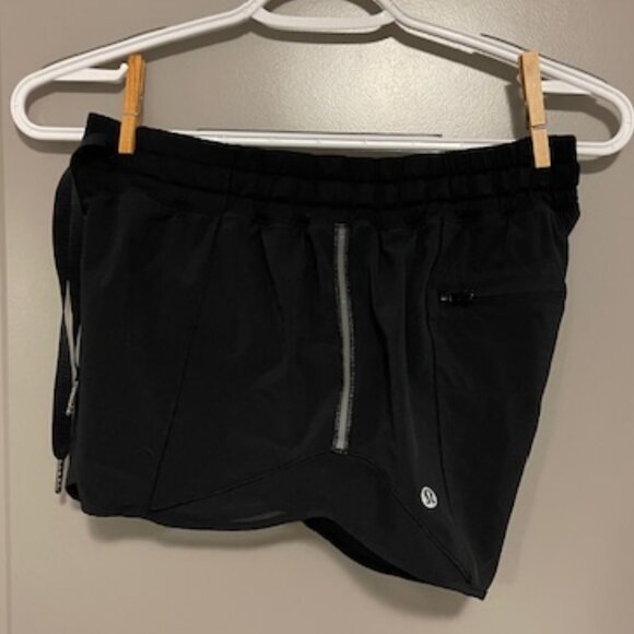 Lululemon Hotty Hot Short *Long - Picture 4 of 4